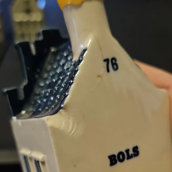 KLM Delft Ceramic Dutch House Figurine - White and Blue Collectabke # 76 - Picture 9 of 9